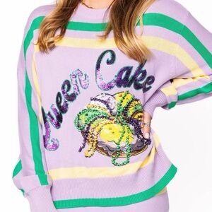 QUEEN OF SPARKLES MARDI GRAS QUEEN CAKE SWEATSHIRT